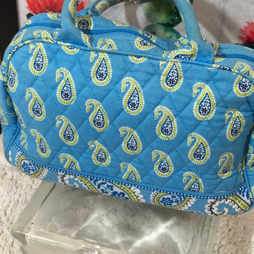 Vera Bradley blue paisley small quilted satchel